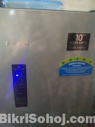 Samsung RB21 Refrigerator